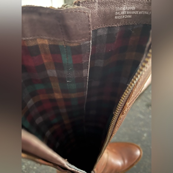 Born Poly High Knee Leather Boots - Picture 10 of 11